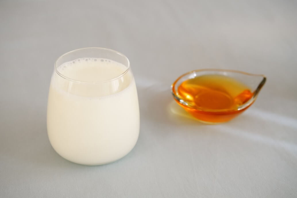 how to make almond milk taste better - sweeter