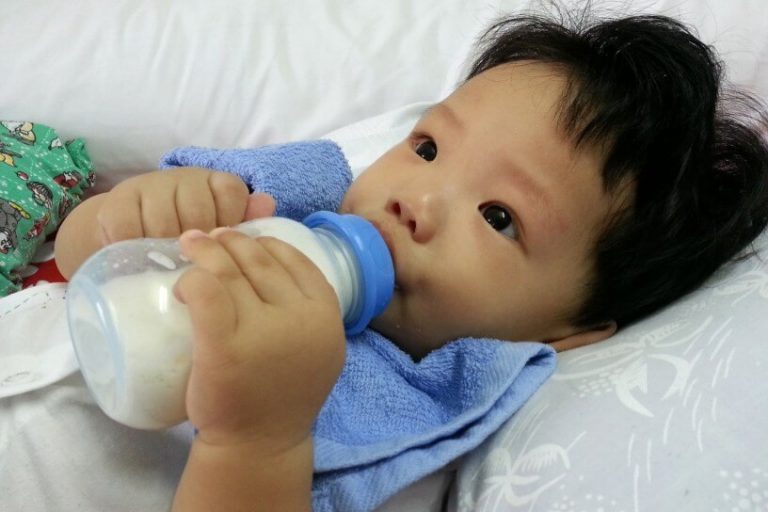 can-babies-drink-oat-milk-what-experts-say-milk-pick