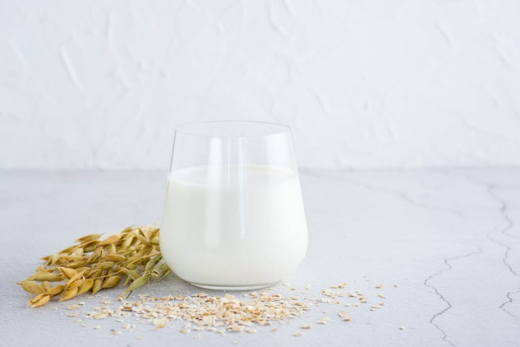 Is Oat Milk Keto? (Why It's Not) Milk Pick