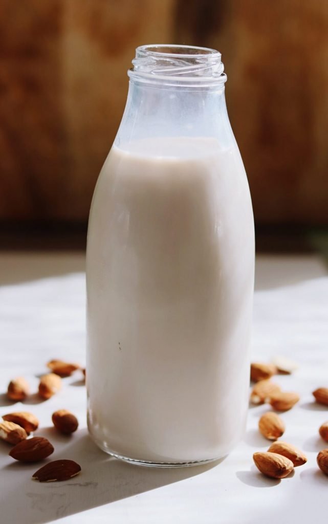 Is Almond Milk Good For Men? (Pros & Cons) Milk Pick
