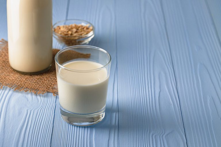 Oat Milk While Breastfeeding Pros & Cons Milk Pick