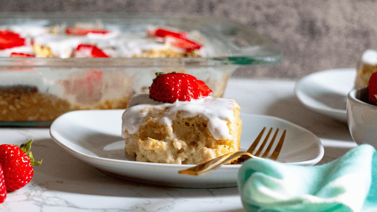 DairyFree Tres Leches Cake (VEGAN!) Milk Pick
